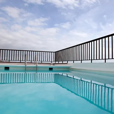 Angeles 3 Bed With Pool Apartament *