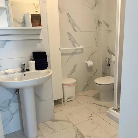 Lejlighed Angeles 3 Bed With Pool *